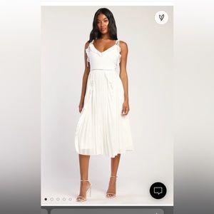 Lulus Tie strap pleated midi dress